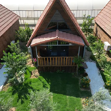 Feriehus Riviera Evleri 2 *